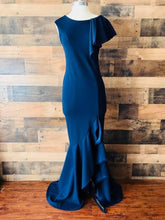 Load image into Gallery viewer, RUFFLE NAVY DRESS
